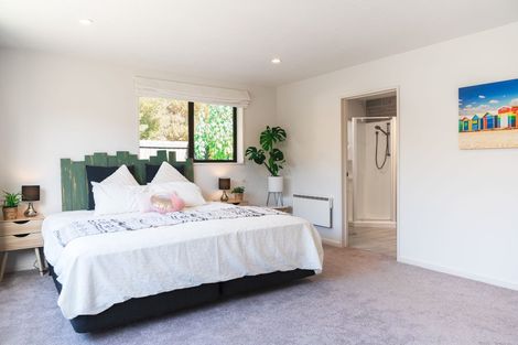 Photo of property in 10 Ludlow Place, Parklands, Christchurch, 8083