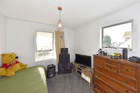 Photo of property in 2/16 Steadman Road, Broomfield, Christchurch, 8042