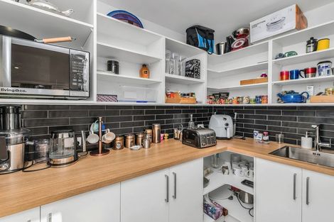 Photo of property in 6 Blossom Lane, Rolleston, 7615