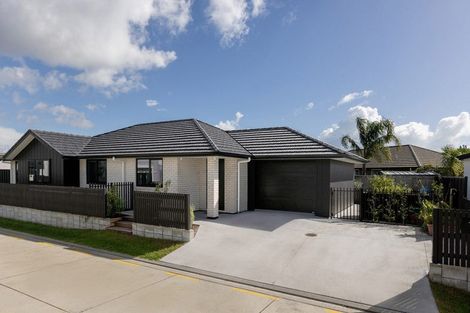 Photo of property in 22 Rehua Way, Papamoa, 3118