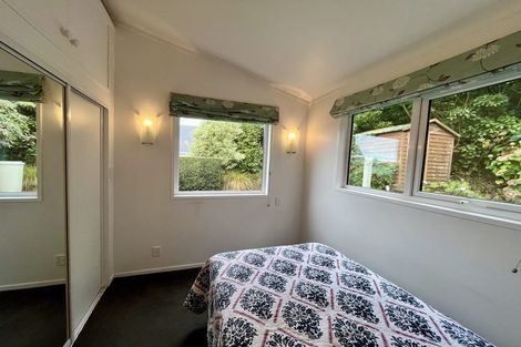 Photo of property in 35b Amapur Drive, Khandallah, Wellington, 6035