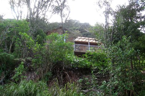 Photo of property in 24 Warner Park Avenue, Laingholm, Auckland, 0604