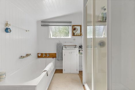 Photo of property in 60 Richmond Road, Carterton, 5713