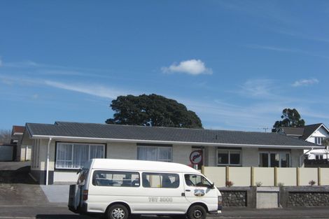 Photo of property in 1/62 Dawson Street, New Plymouth, 4310