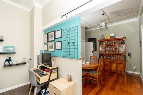 Photo of property in 13 Forest Lake Road, Forest Lake, Hamilton, 3200