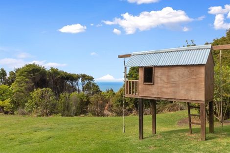 Photo of property in 556 Boat Harbour Road, Whenuakite, Whitianga, 3591