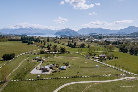 Photo of property in 36 Ruru Lane, Wanaka, 9382