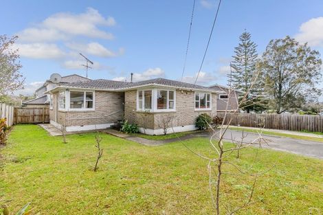 Photo of property in 22 Cron Avenue, Te Atatu South, Auckland, 0610