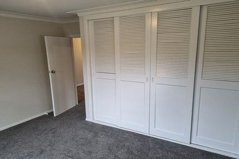 Photo of property in 43 Edmonton Road, Henderson, Auckland, 0612