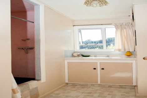 Photo of property in 28 Andersons Road, Charteris Bay, Governors Bay, 8971