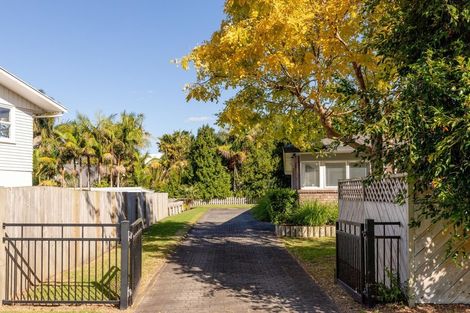 Photo of property in 4 Beach Grove, Omokoroa, 3114