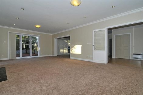 Photo of property in 48 Wai-iti Crescent, Woburn, Lower Hutt, 5010