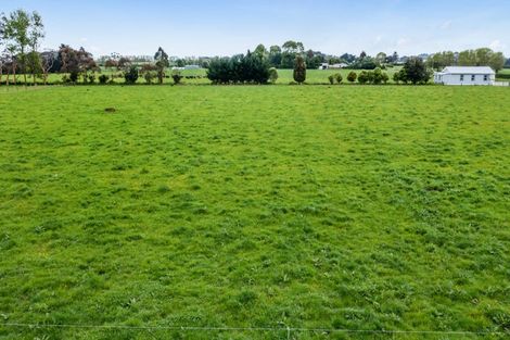 Photo of property in 389 Fraser Road, Normanby, Hawera, 4673