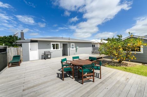 Photo of property in 42 Nottingham Avenue, Awapuni, Palmerston North, 4412