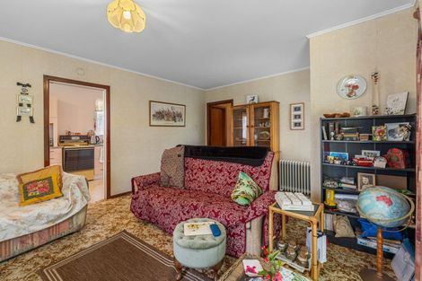 Photo of property in 40 Wellesley Road, Mangere Bridge, Auckland, 2022