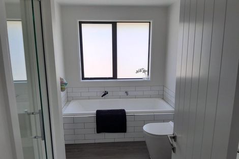 Photo of property in 10 Curtis Street, Woodend, 7610