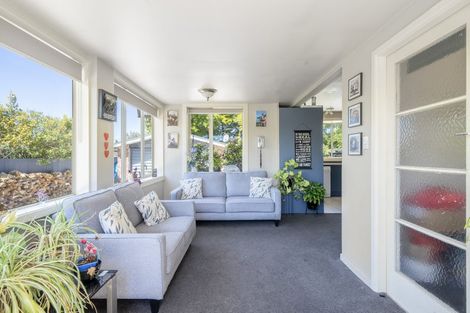 Photo of property in 92 Main North Road, Woodend, 7610