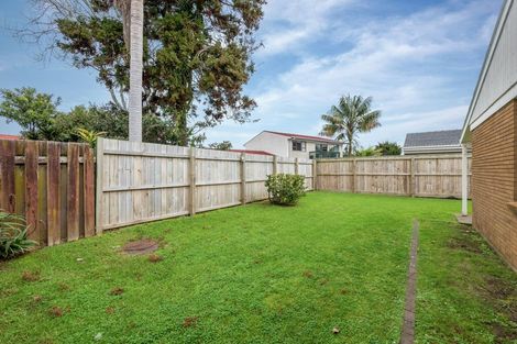 Photo of property in 2/63 Butley Drive, Farm Cove, Auckland, 2012