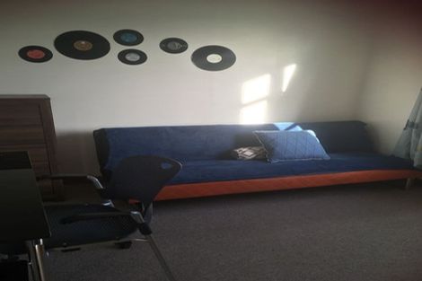 Photo of property in 16 Freyberg Street, Roslyn, Palmerston North, 4414