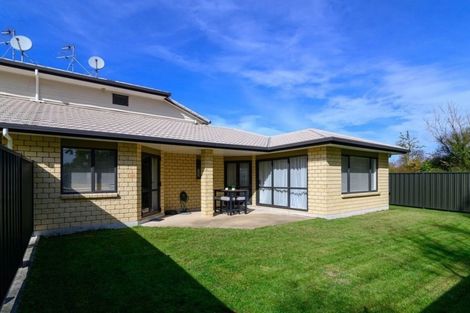 Photo of property in 56/64 Kawaha Point Road, Kawaha Point, Rotorua, 3010
