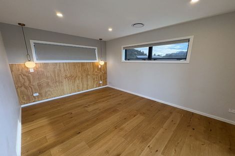 Photo of property in 89 Oak Road, Poraiti, Napier, 4112