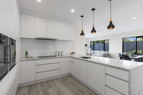 Photo of property in 57 Upper Harbour Drive, Greenhithe, Auckland, 0632