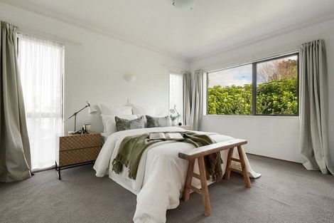 Photo of property in 415 Devonport Road, Tauranga South, Tauranga, 3112