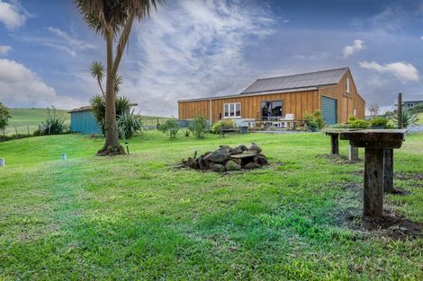 Photo of property in 11 Alcemene Lane, Baylys Beach, Dargaville, 0377