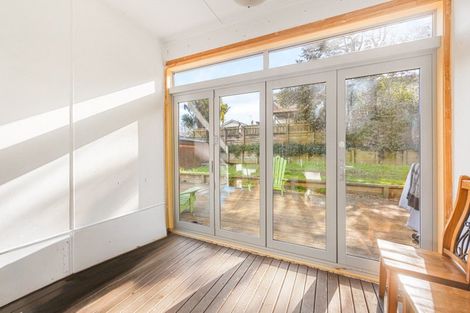 Photo of property in 6 Downe Street, New Plymouth, 4310