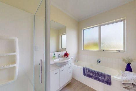 Photo of property in 11 Totara Place, Te Kauwhata, 3710