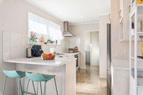 Photo of property in 44 Kelvin Road, Papakura, 2110