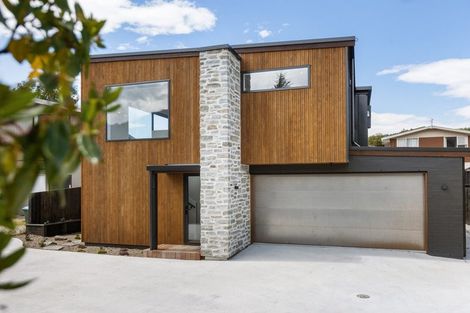 Photo of property in 38 Hunter Crescent, Wanaka, 9305