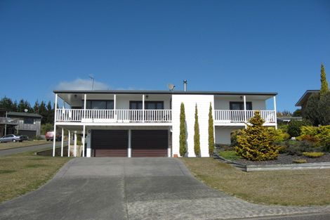 Photo of property in 41 Kahotea Drive, Motuoapa, 3382