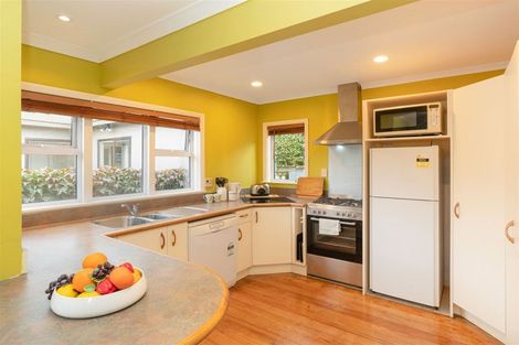 Photo of property in 58 Matatua Road, Raumati Beach, Paraparaumu, 5032