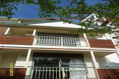 Photo of property in 8 Girton Terrace, Mount Cook, Wellington, 6021