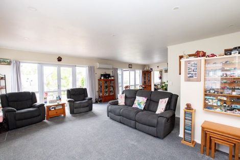 Photo of property in 16 Benner Drive, Ngatea, 3503