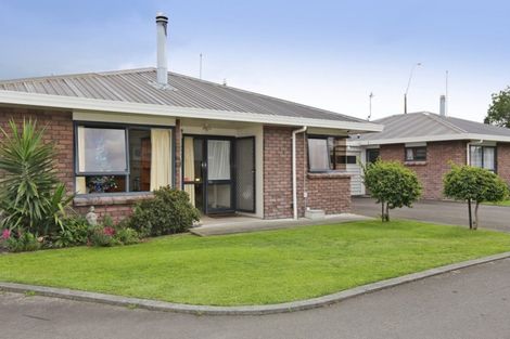 Photo of property in 2/410 Saint Aubyn Street West, Hastings, 4122