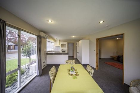 Photo of property in 23 Althorp Place, Avonhead, Christchurch, 8042
