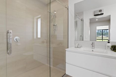 Photo of property in 67 Hilton Drive, Amberley, 7410