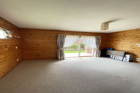 Photo of property in 1/15 Emma Court, Northpark, Auckland, 2013