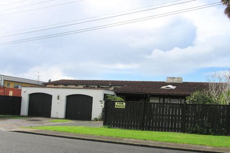 Photo of property in 118 Clovelly Road, Bucklands Beach, Auckland, 2012