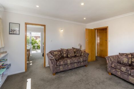 Photo of property in 1 Middlesex Street, Levin, 5510