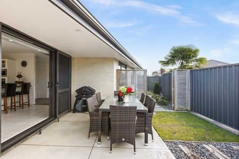 Photo of property in 12 Portland Place, Poraiti, Napier, 4112