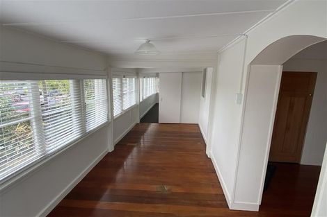 Photo of property in 43 Astley Avenue, New Lynn, Auckland, 0600