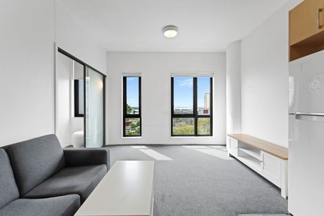 Photo of property in Twin Towers, 604/17 Putney Way, Manukau, Auckland, 2104