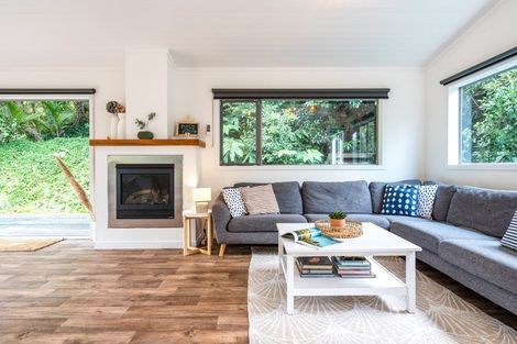 Photo of property in 17 Glen Brook Road, Omiha, Waiheke Island, 1081