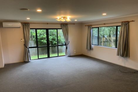 Photo of property in 5a Christina Avenue, Te Atatu South, Auckland, 0602