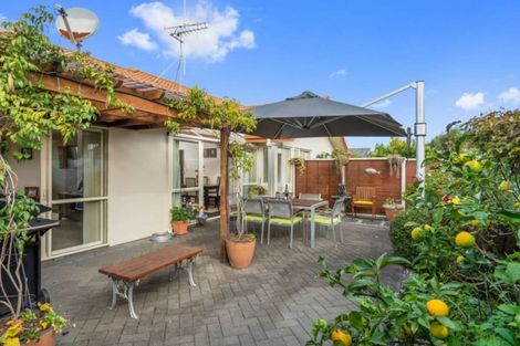 Photo of property in 28 Calypso Drive, Papamoa Beach, Papamoa, 3118