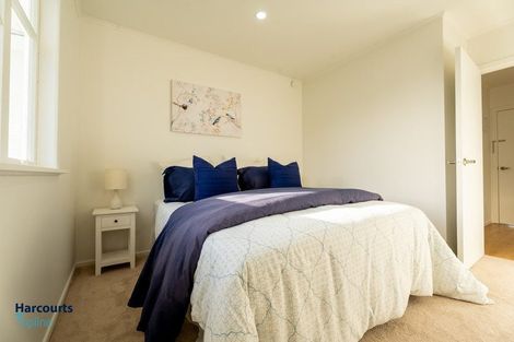 Photo of property in 96 Rosier Road, Glen Eden, Auckland, 0602