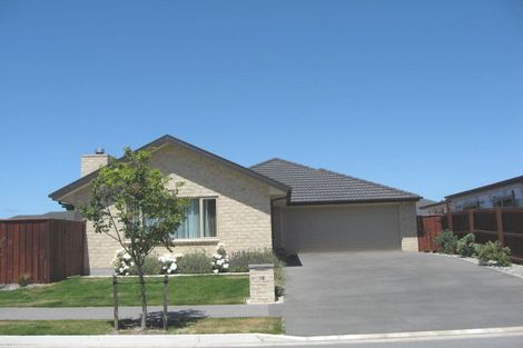 Photo of property in 19 Reka Street, Parklands, Christchurch, 8083